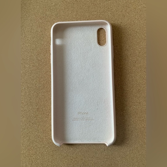 Apple iPhone Pink Sand XS Max Silicone Case - Picture 2 of 4
